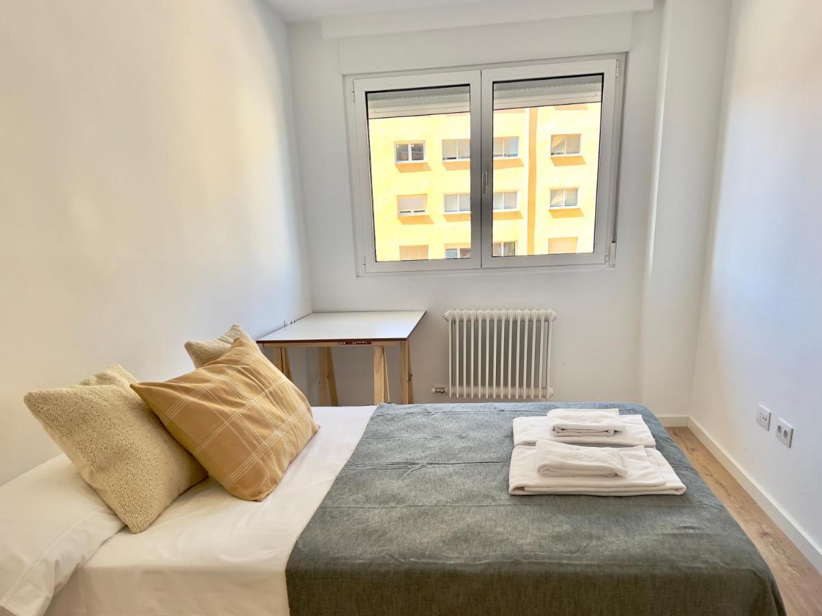 Appartement Housing Leon Ana Mogas Con Garaje Extérieur photo
